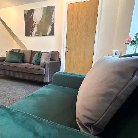 Hatherly Place By Blue Skies