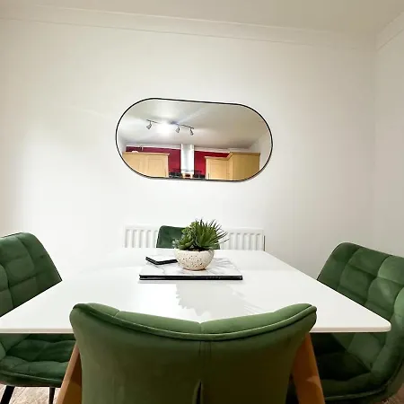 Prázdninový dům Hatherly Place By Blue Skies *