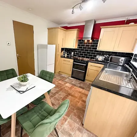 Hatherly Place By Blue Skies